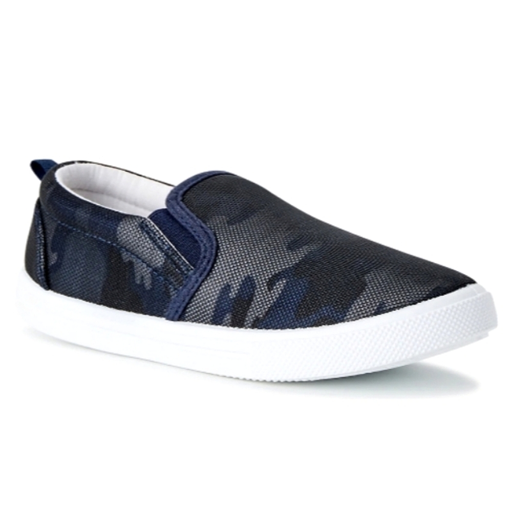 SWIGGLES Camo Kids Boys Toddler Slip-On Sneakers NWT